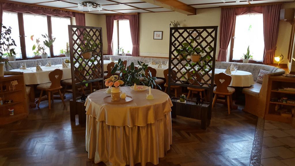 Gasthaus Zum Hirschen Рингсхайм Экстерьер фото